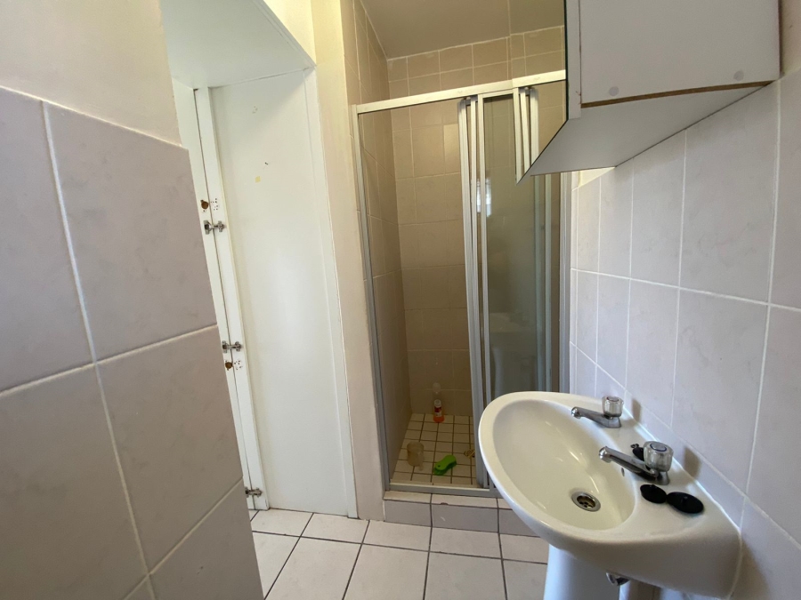 To Let 2 Bedroom Property for Rent in Parklands Western Cape